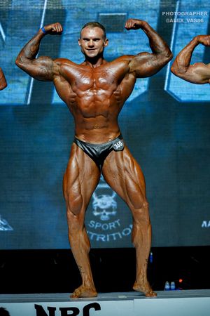 CLASSIC PHYSIQUE +178